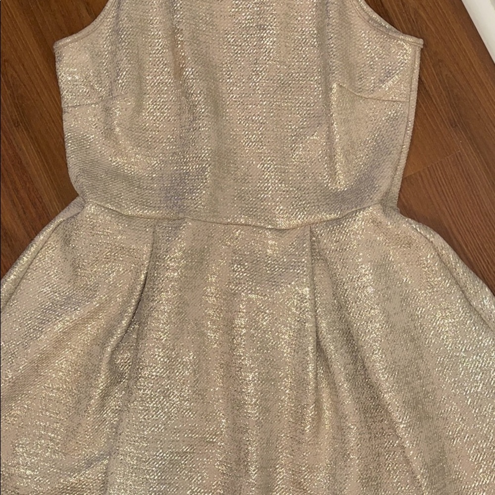 Dress - Picture 4 of 6